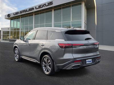 2022 INFINITI QX60 LUXE