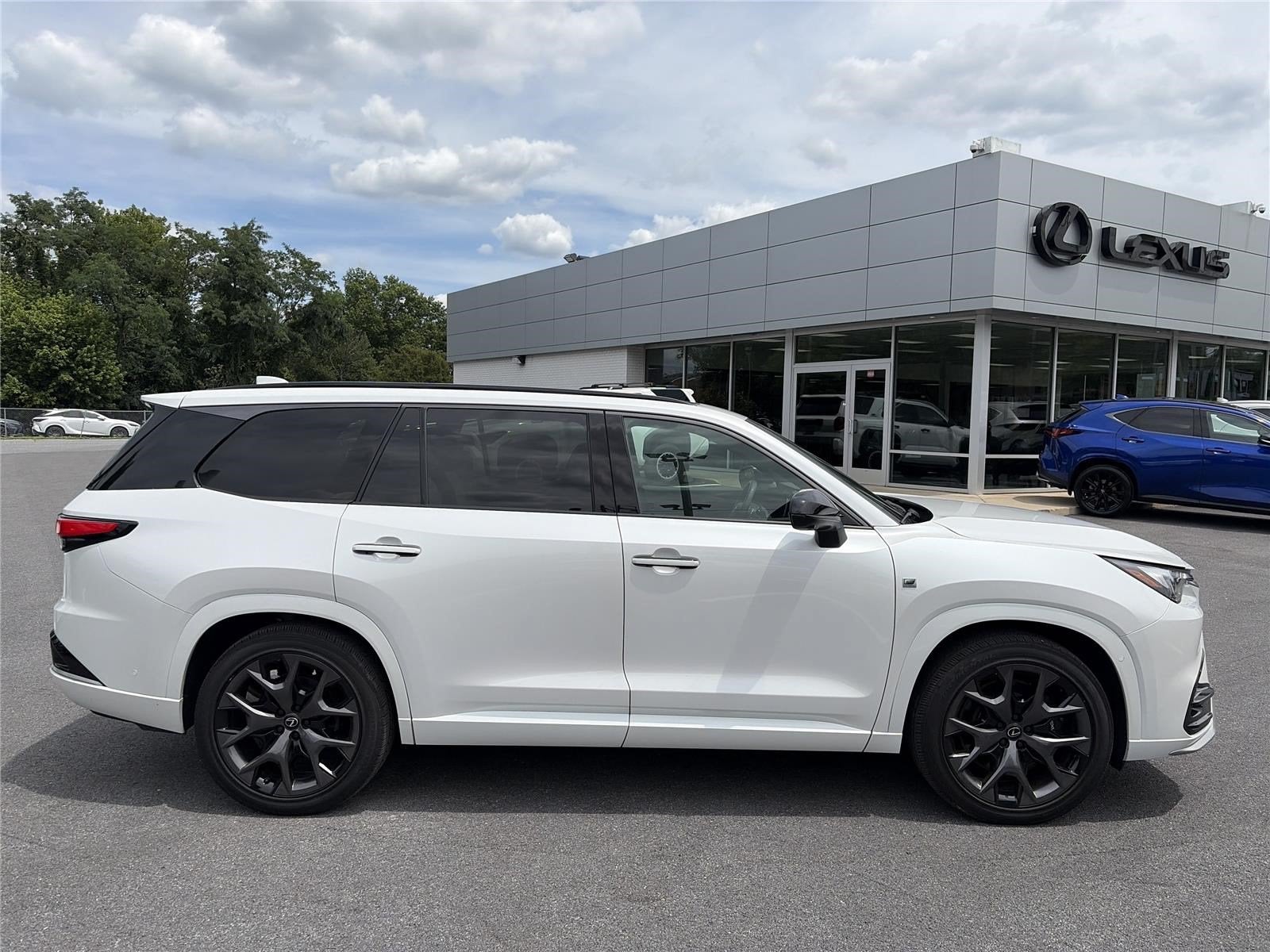 2025 Lexus TX 500h F SPORT Luxury AWD