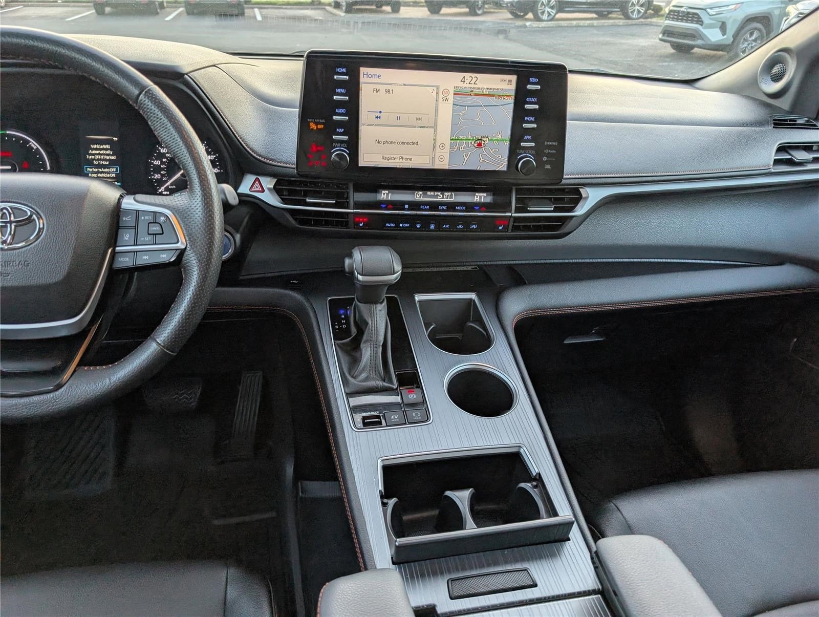 2024 Toyota Sienna XSE