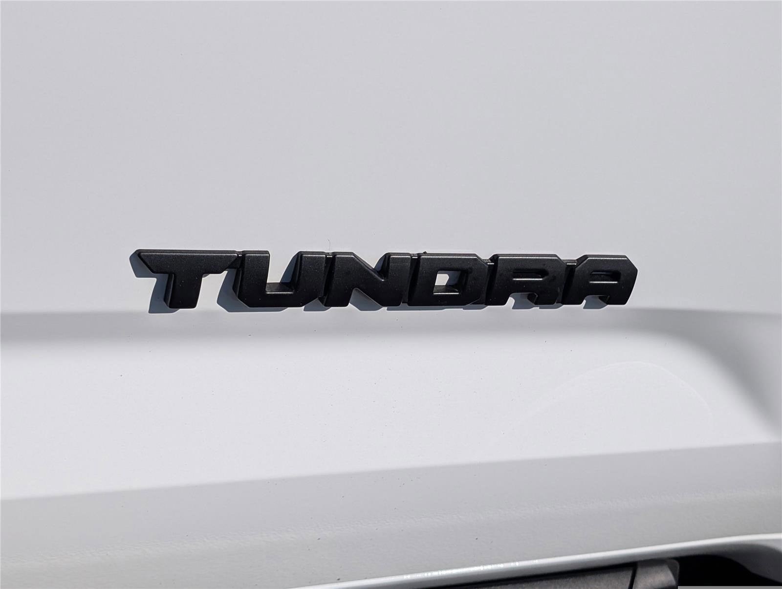 2023 Toyota Tundra 4WD SR5