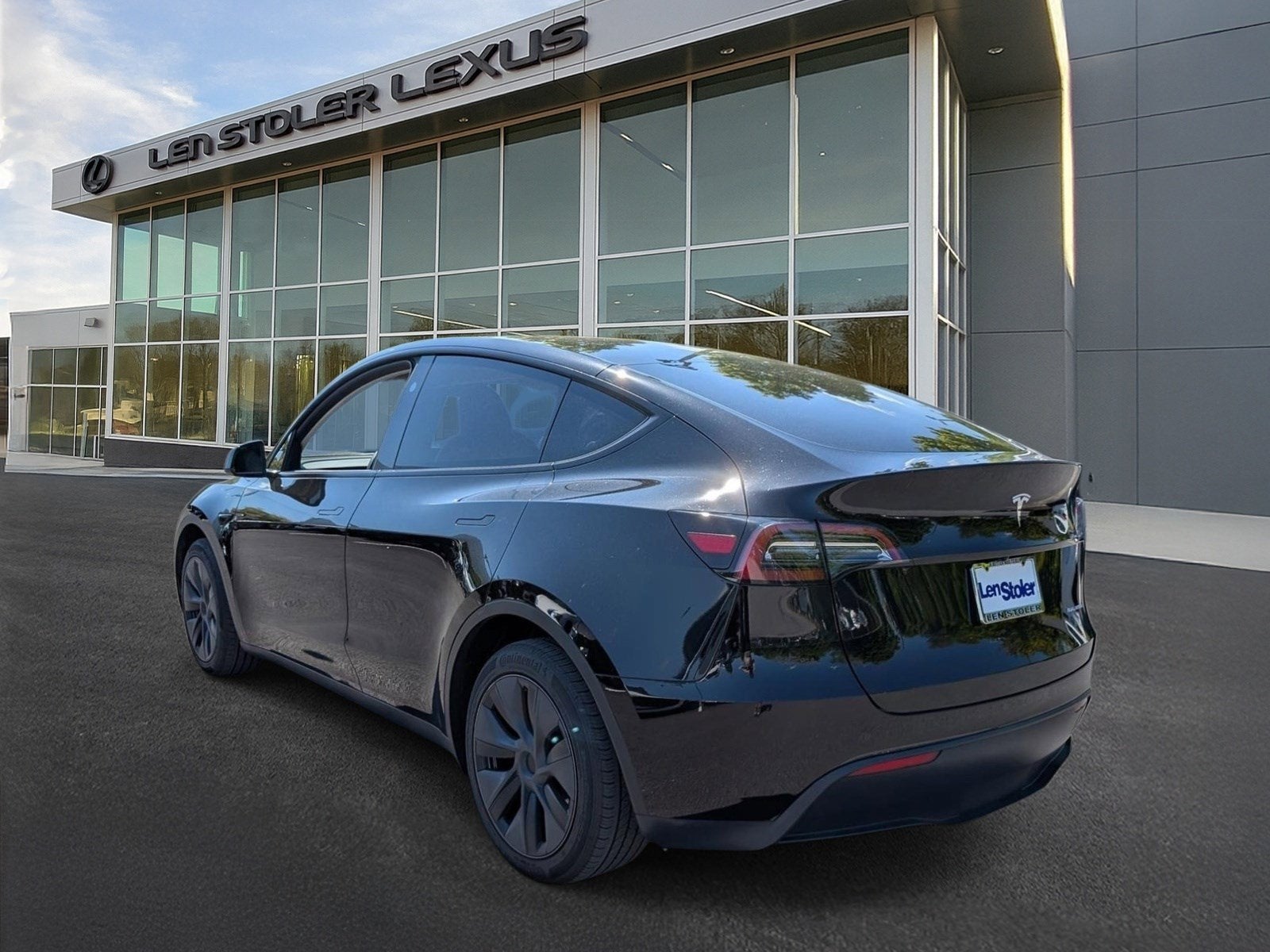 2024 Tesla Model Y Long Range