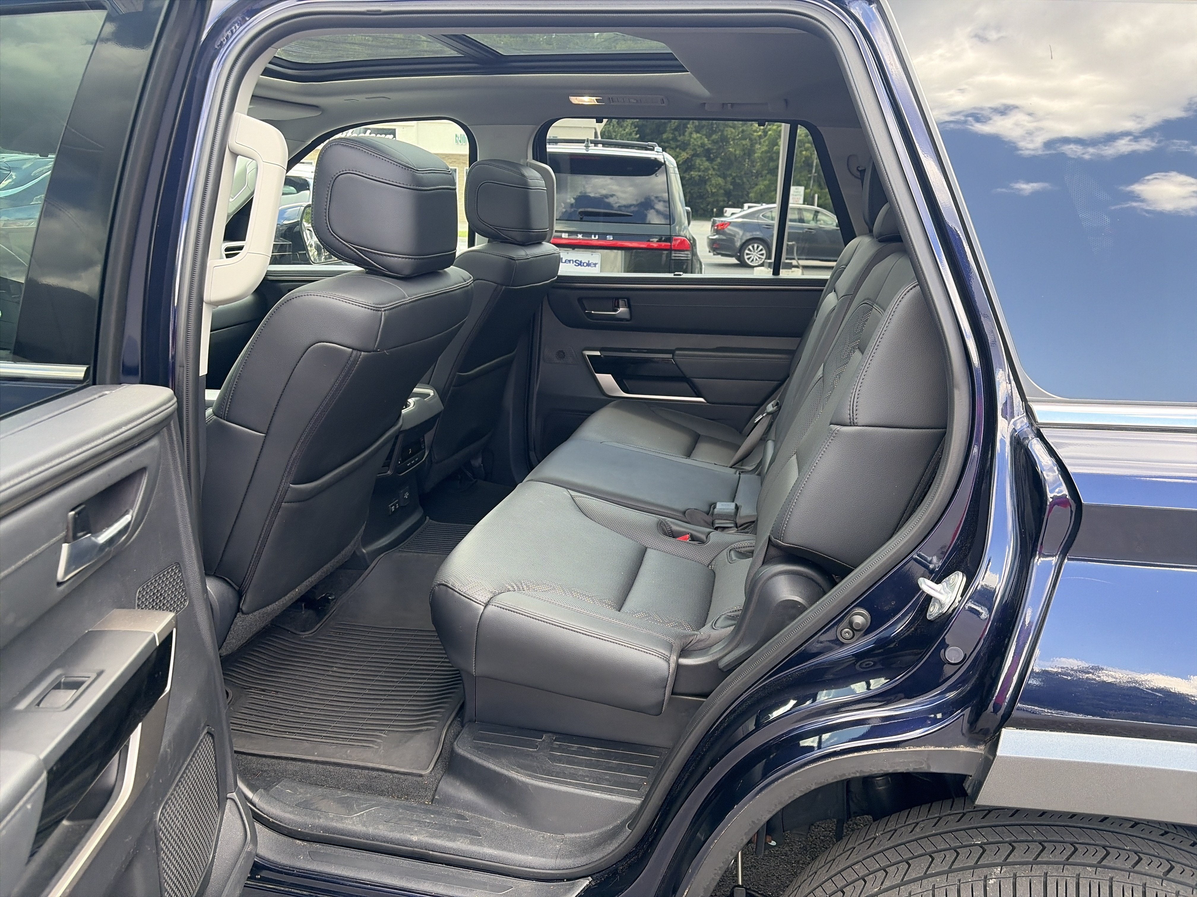 2023 Toyota Sequoia SR5