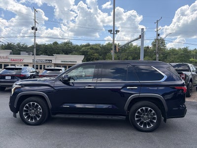 2023 Toyota Sequoia SR5