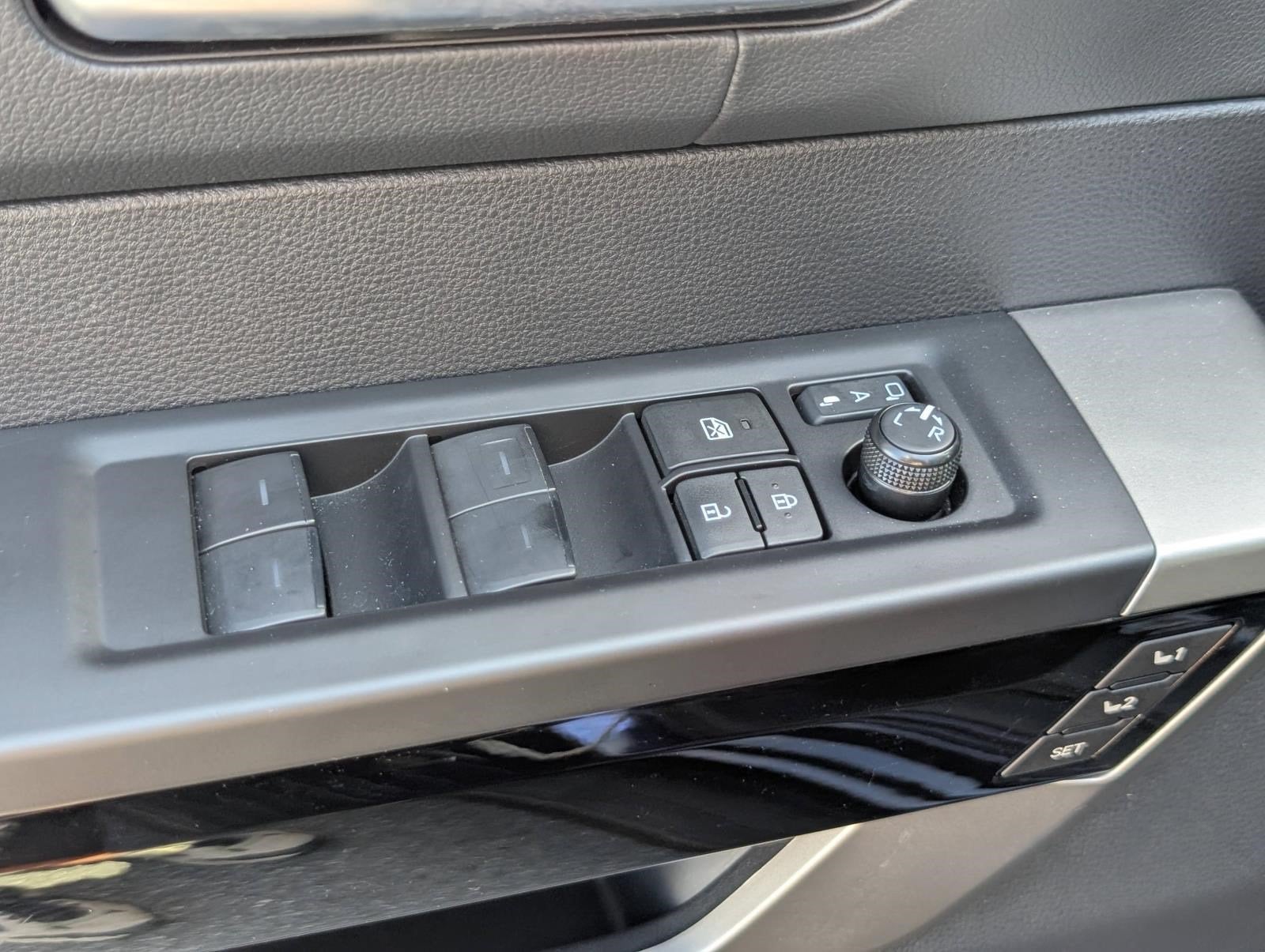 2023 Toyota Sequoia Limited