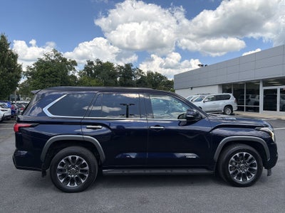 2023 Toyota Sequoia SR5