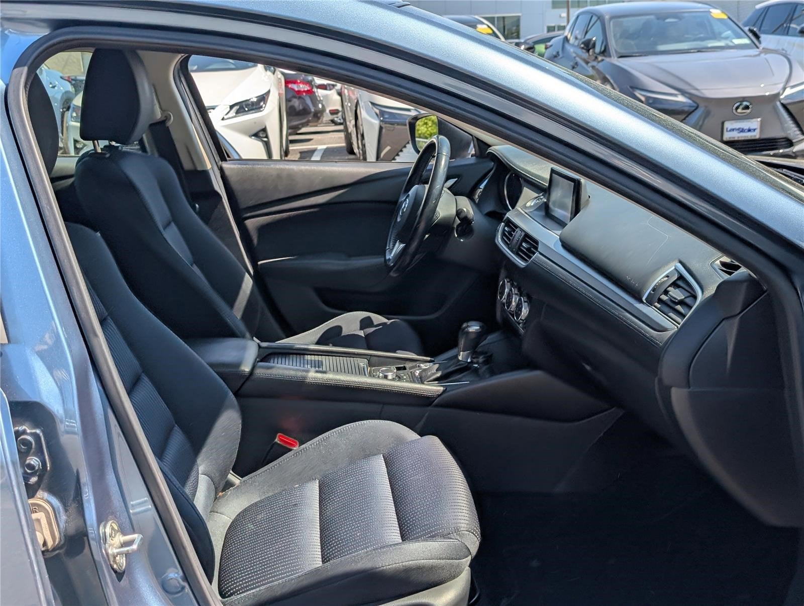 2016 Mazda Mazda6 i Sport