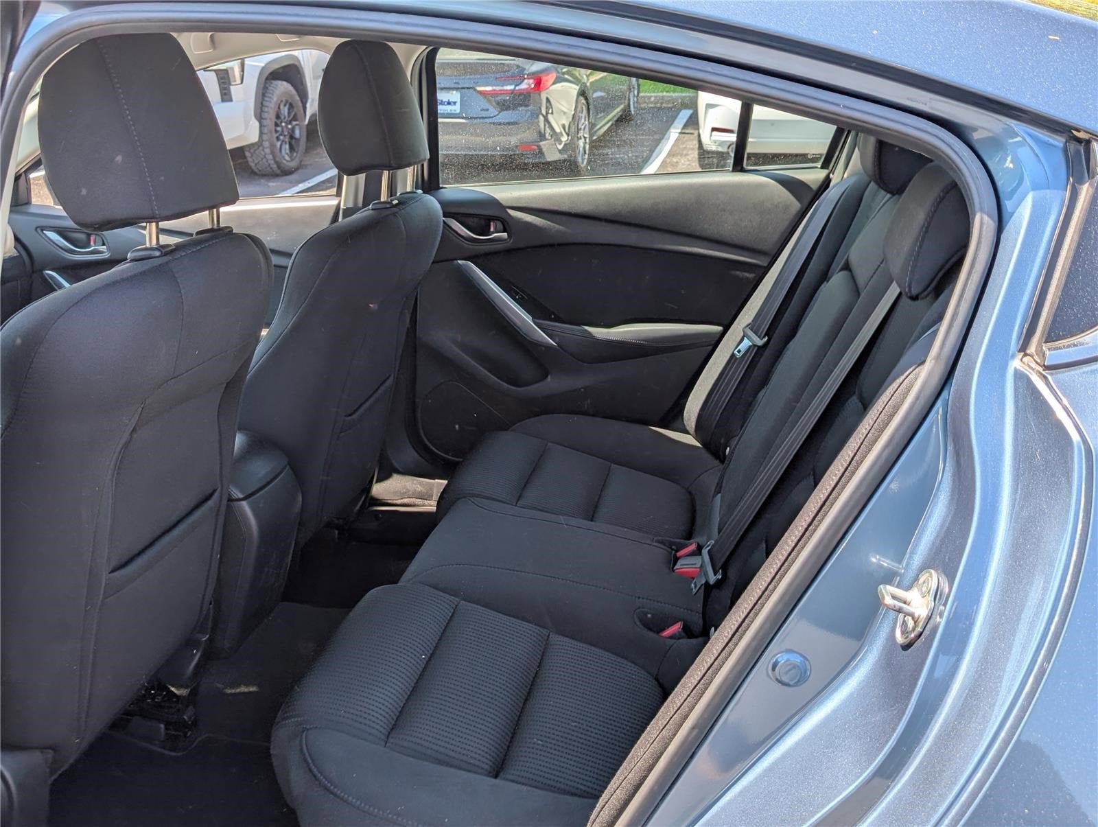 2016 Mazda Mazda6 i Sport