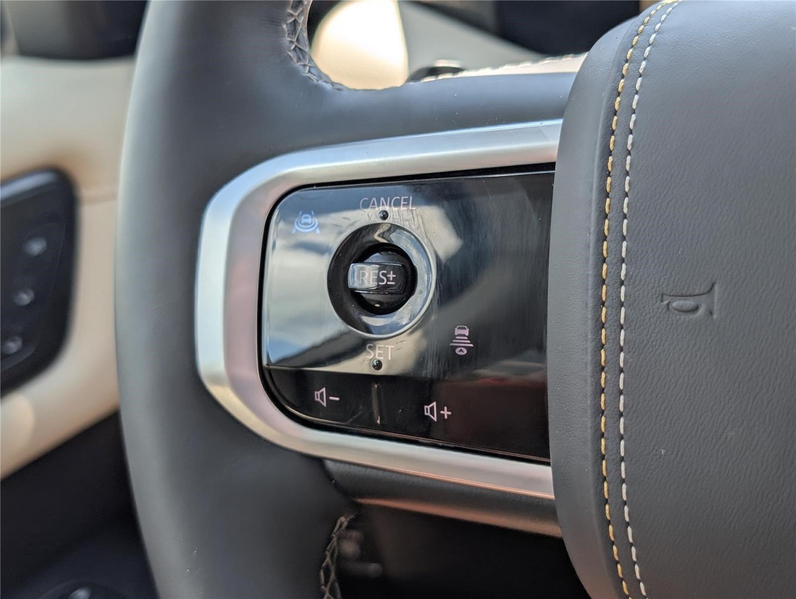 2025 Nissan Armada Platinum Reserve