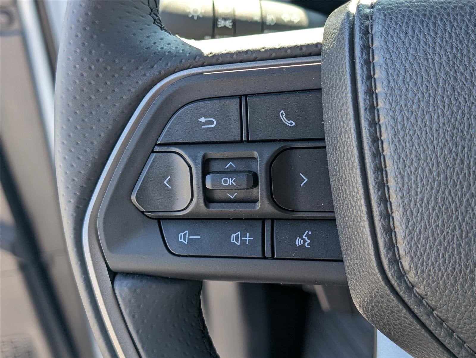 2025 Toyota 4Runner Hybrid TRD Off Road
