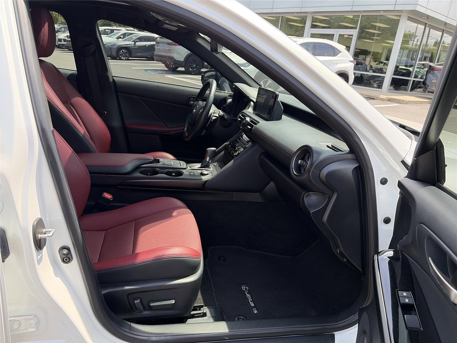 2024 Lexus IS 300 RWD