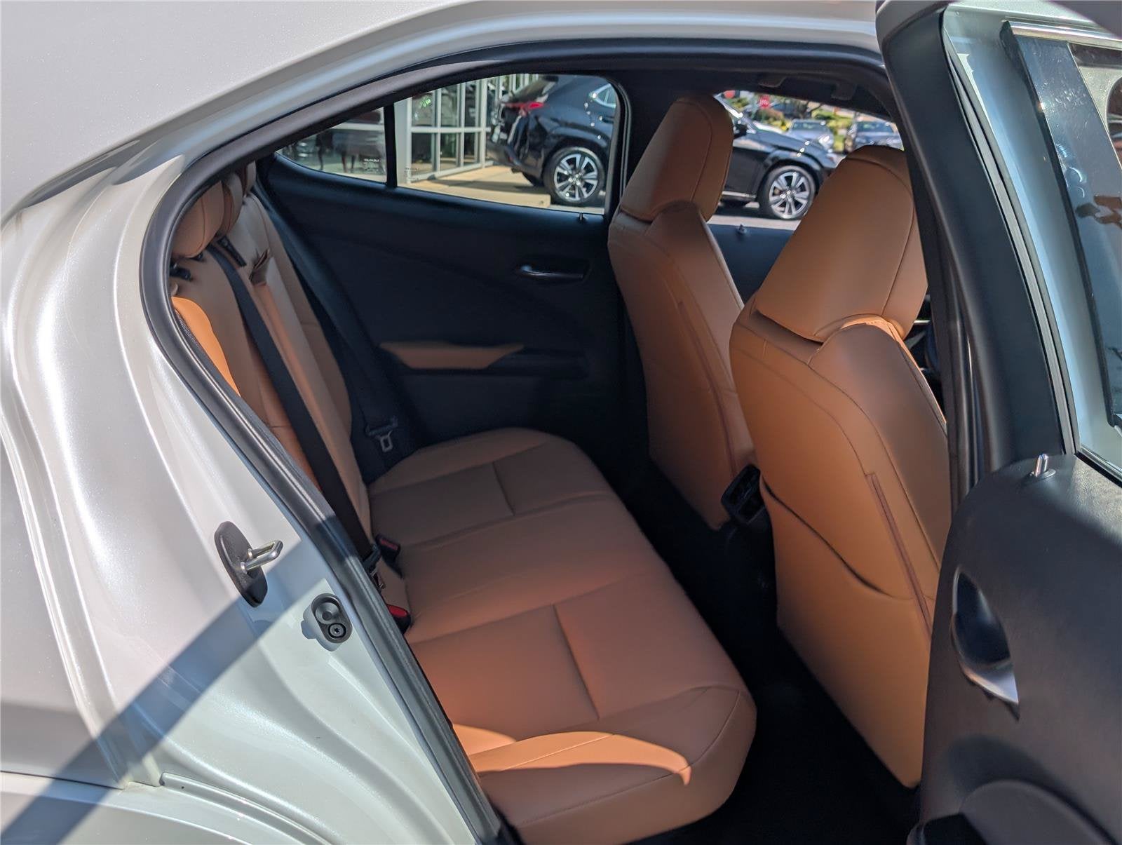 2025 Lexus UX 300h Premium AWD