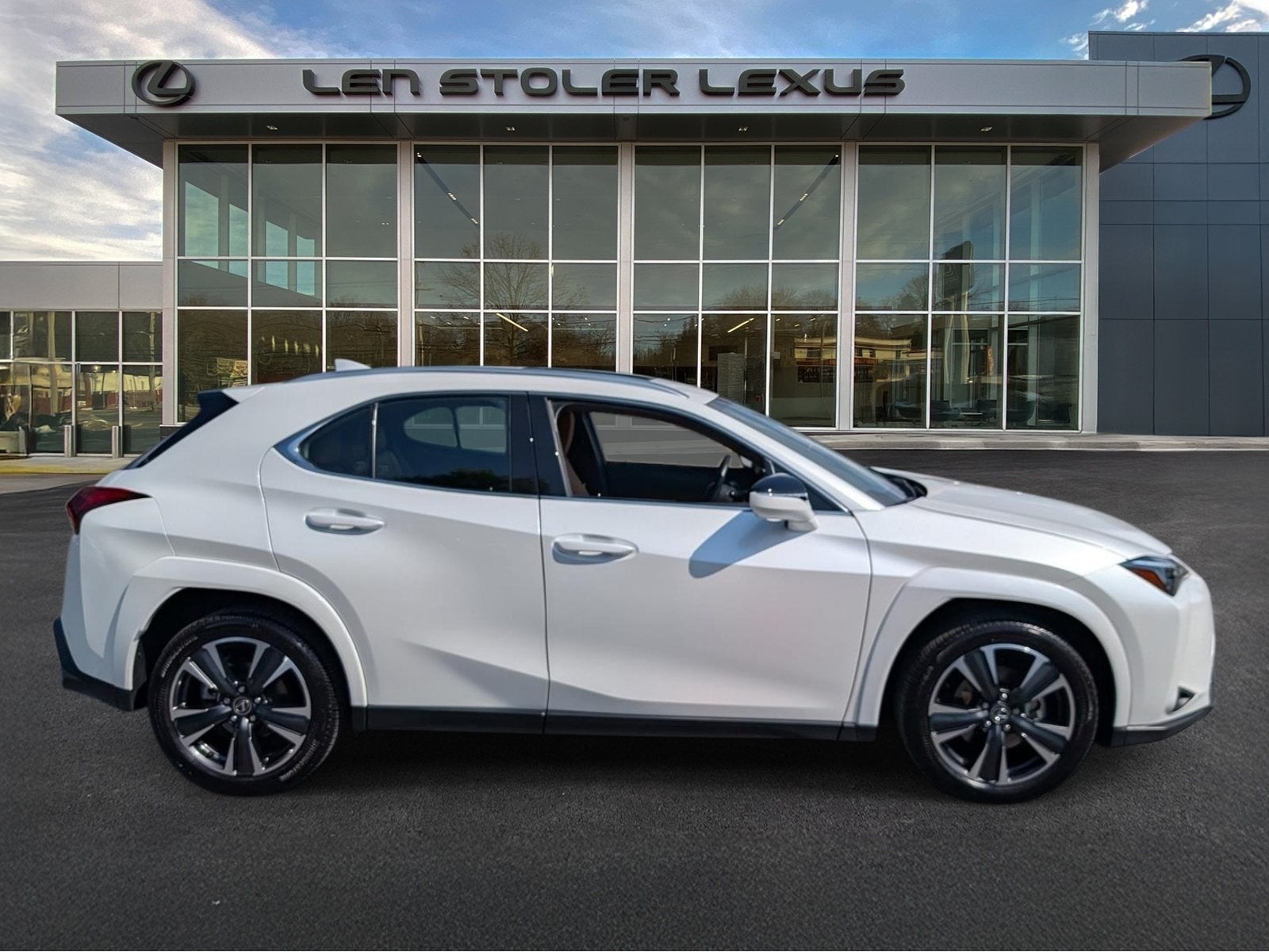 2025 Lexus UX 300h Premium AWD