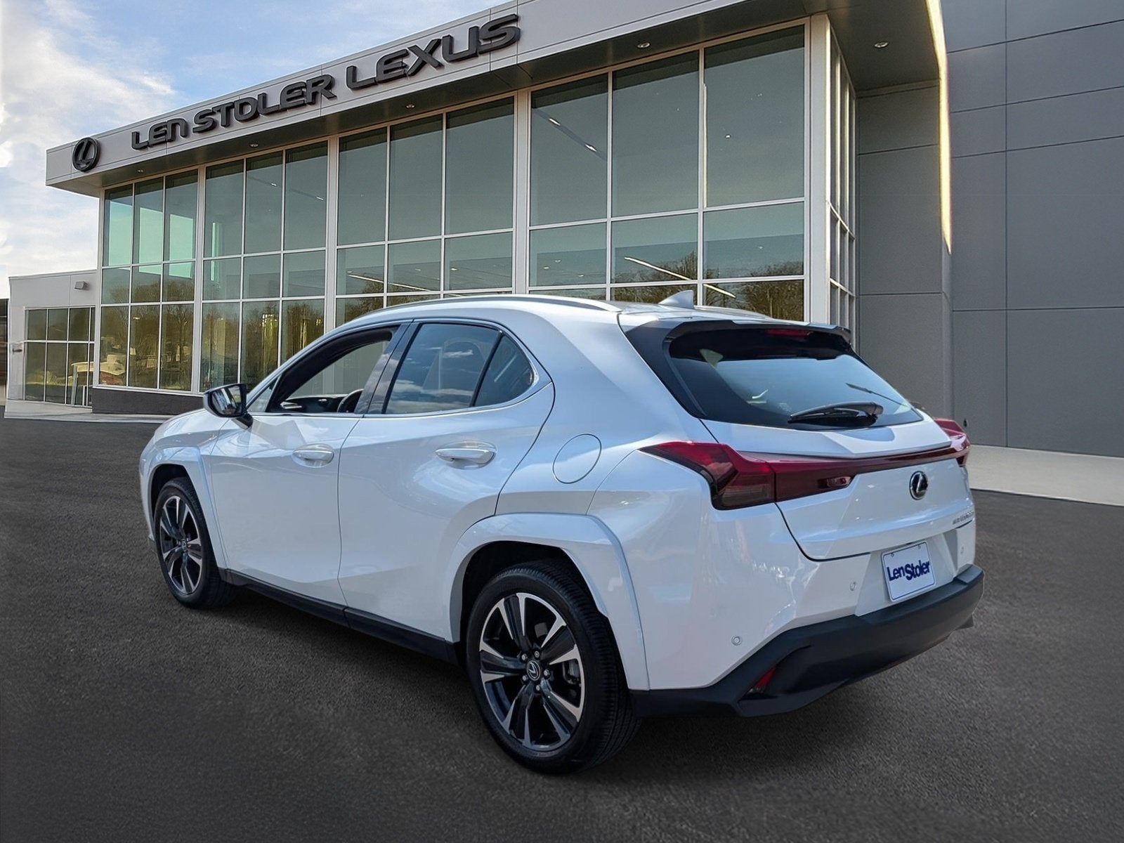 2025 Lexus UX 300h Premium AWD