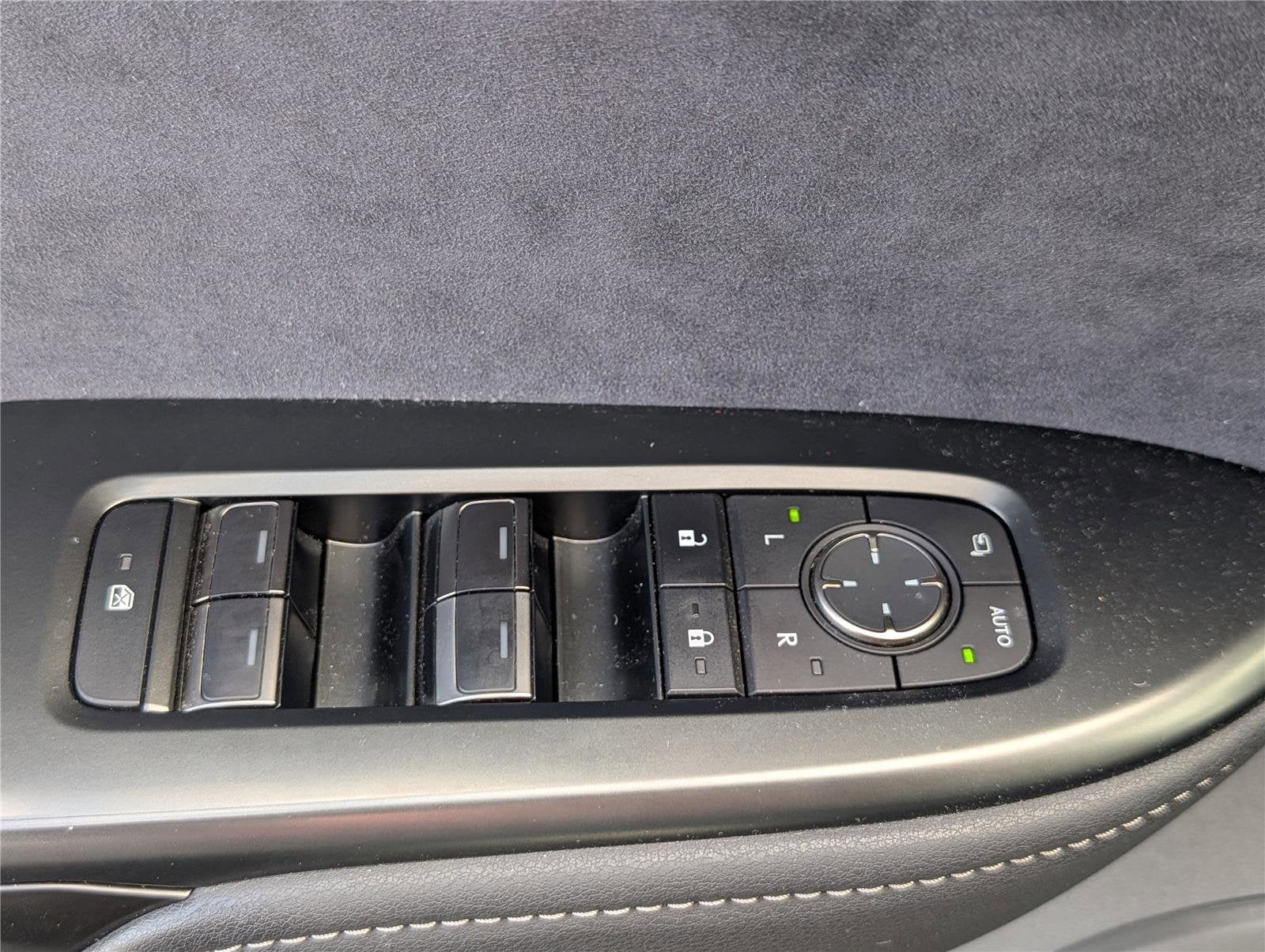 2023 Lexus RZ RZ 450e Premium