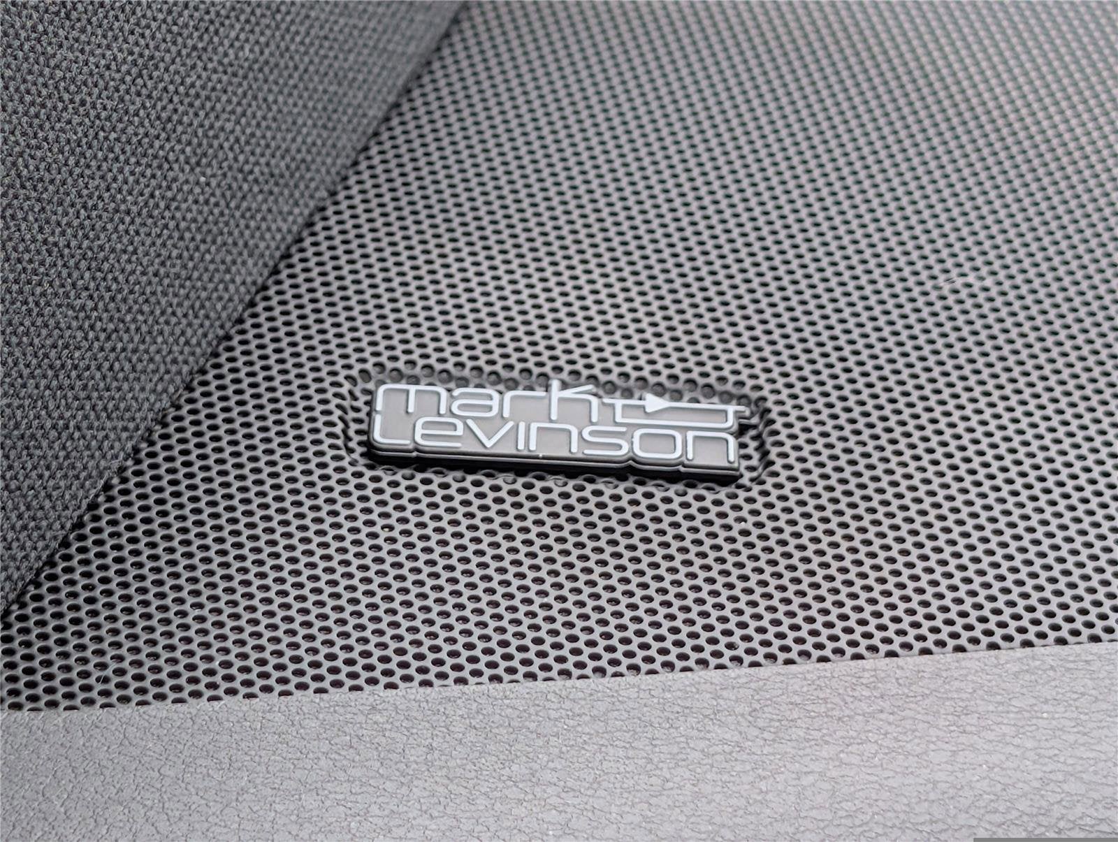2023 Lexus RZ 450e Luxury AWD