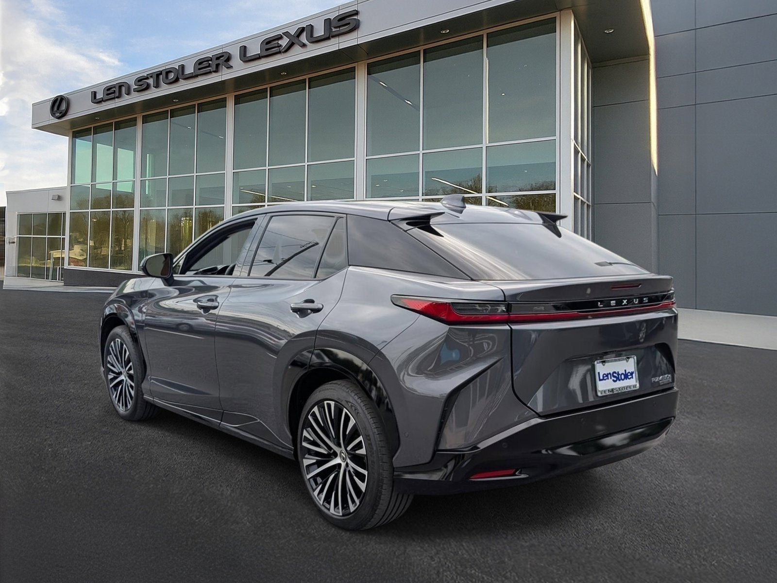 2023 Lexus RZ 450e Luxury AWD