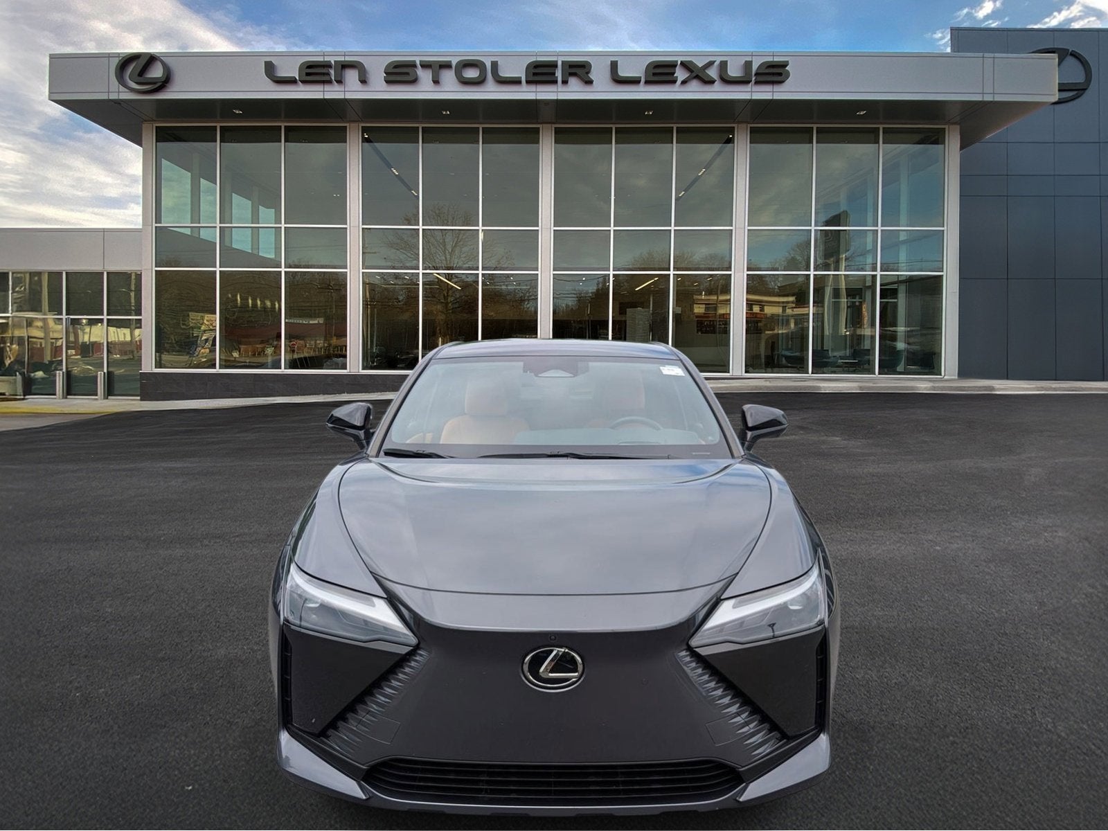 2023 Lexus RZ 450e Luxury AWD