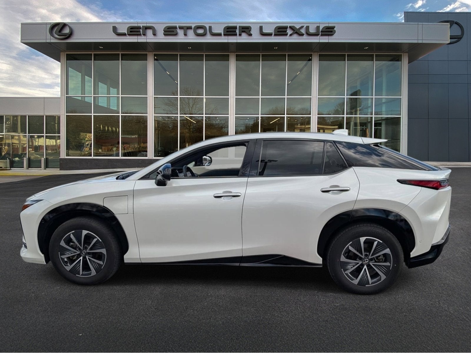 2023 Lexus RZ RZ 450e Premium