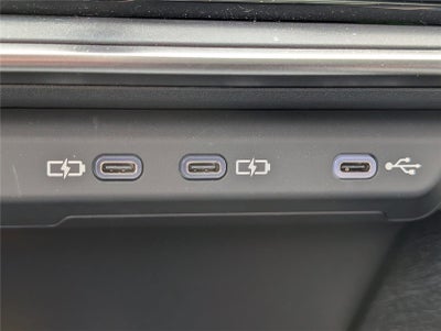 2023 Lexus RZ 450e Luxury AWD
