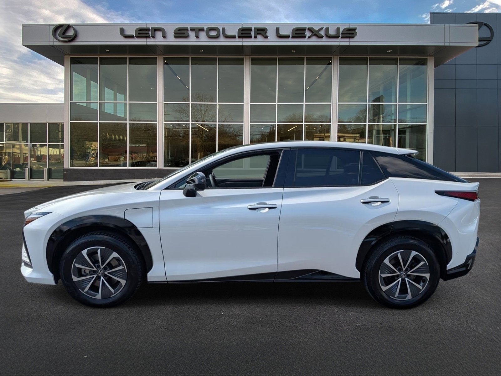 2023 Lexus RZ RZ 450e Premium