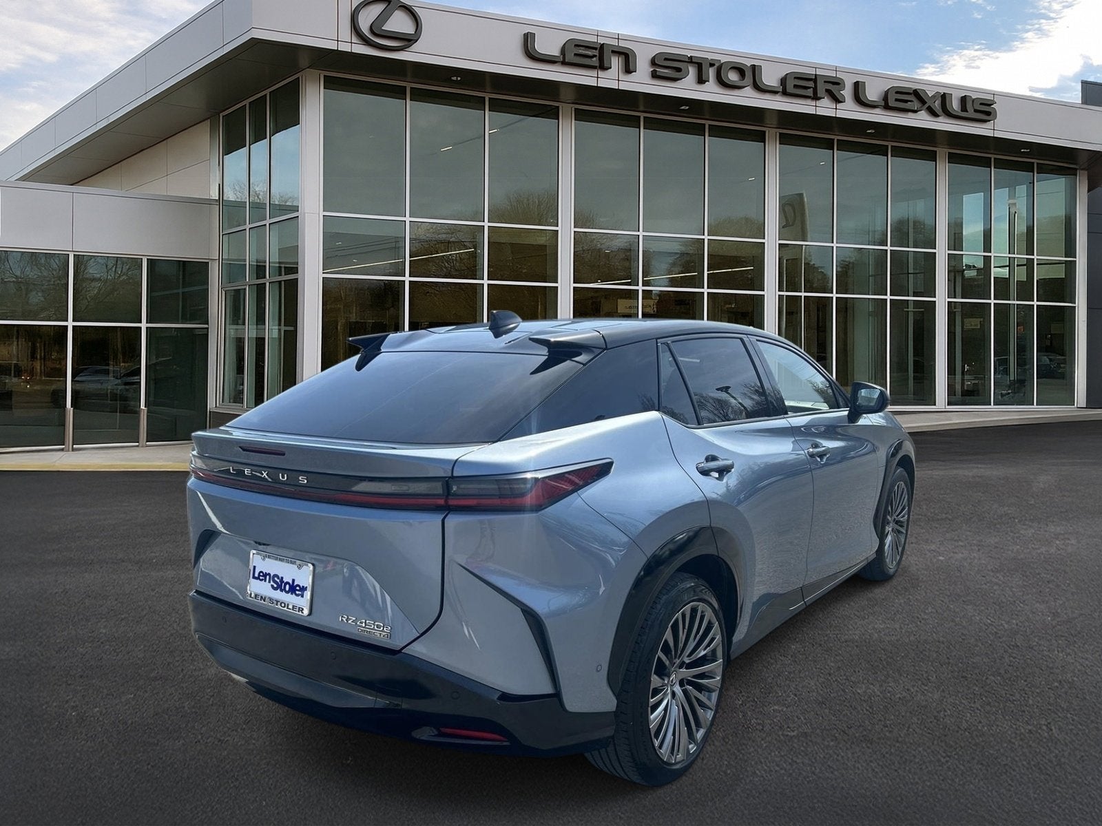 2023 Lexus RZ 450e Luxury AWD