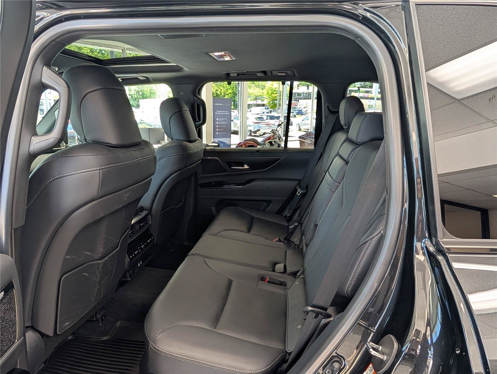 2024 Lexus LX 600 Luxury 4WD