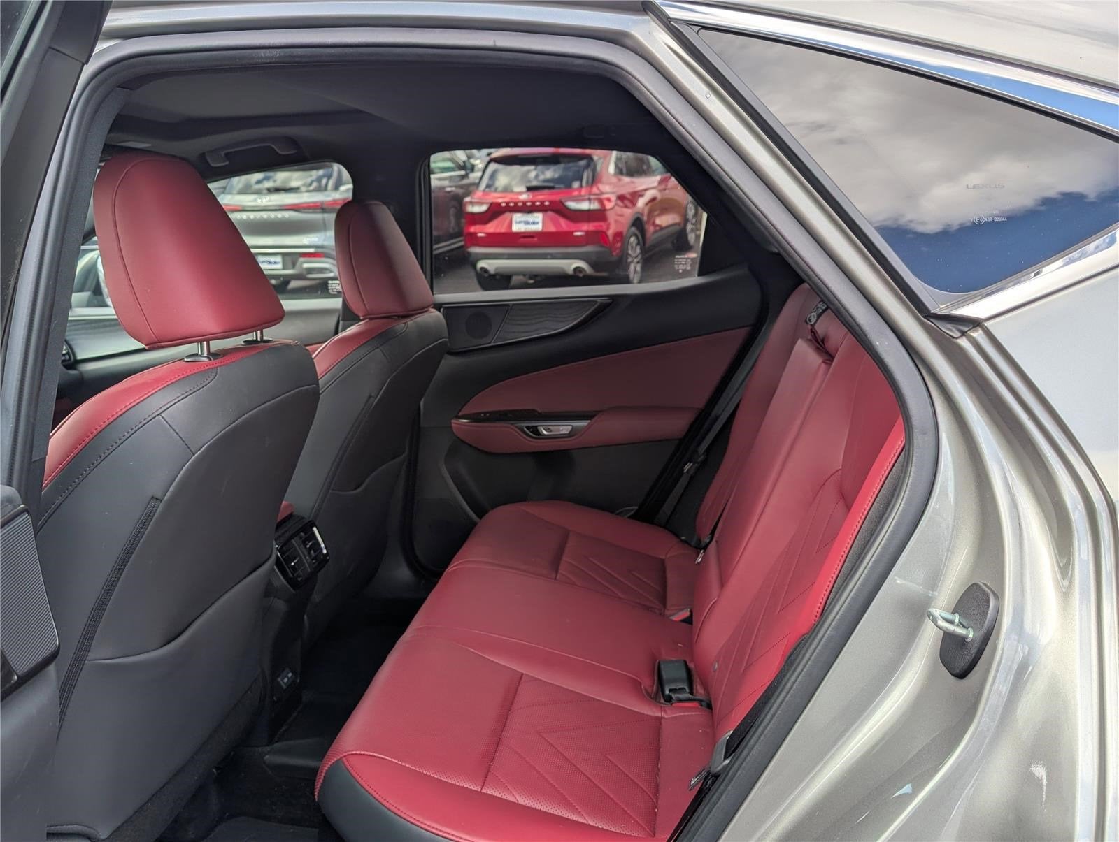 2024 Lexus NX NX 450h+ Luxury