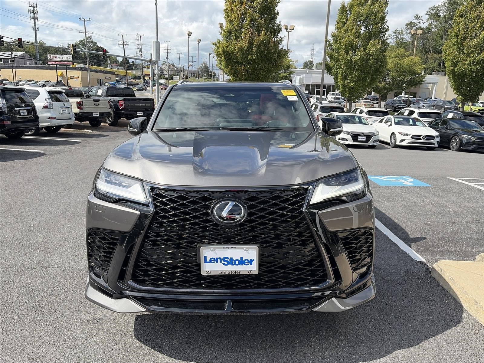 2026 Lexus LX 700h F SPORT Handling 4WD