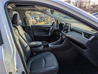 2023 Toyota RAV4 Hybrid XLE Premium