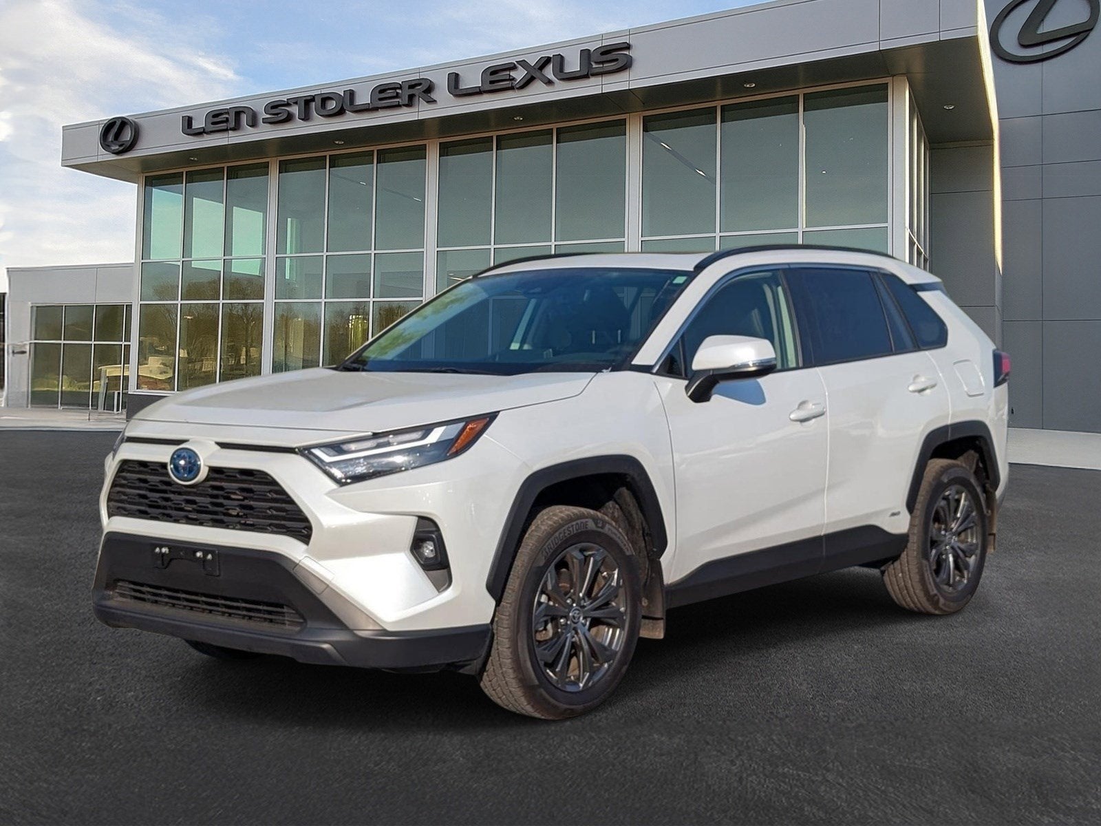 2023 Toyota RAV4 Hybrid XLE Premium