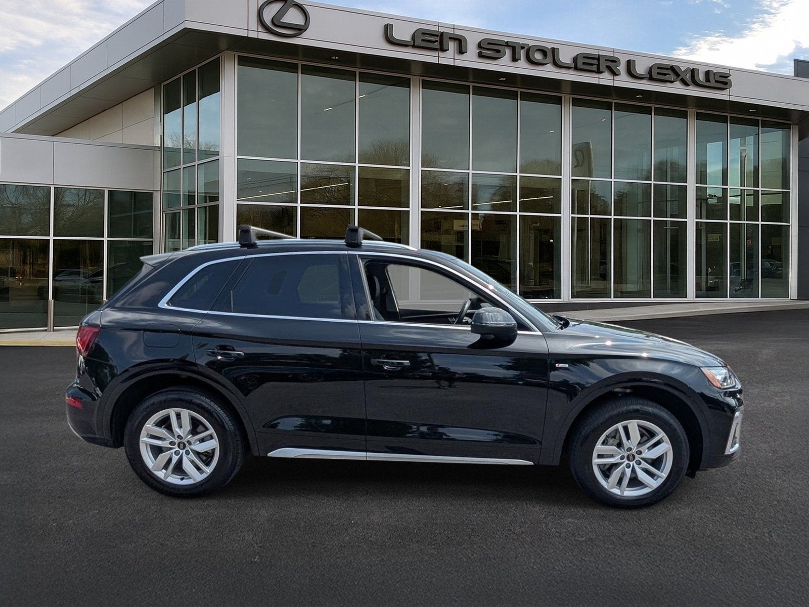 2023 Audi Q5 S line Premium