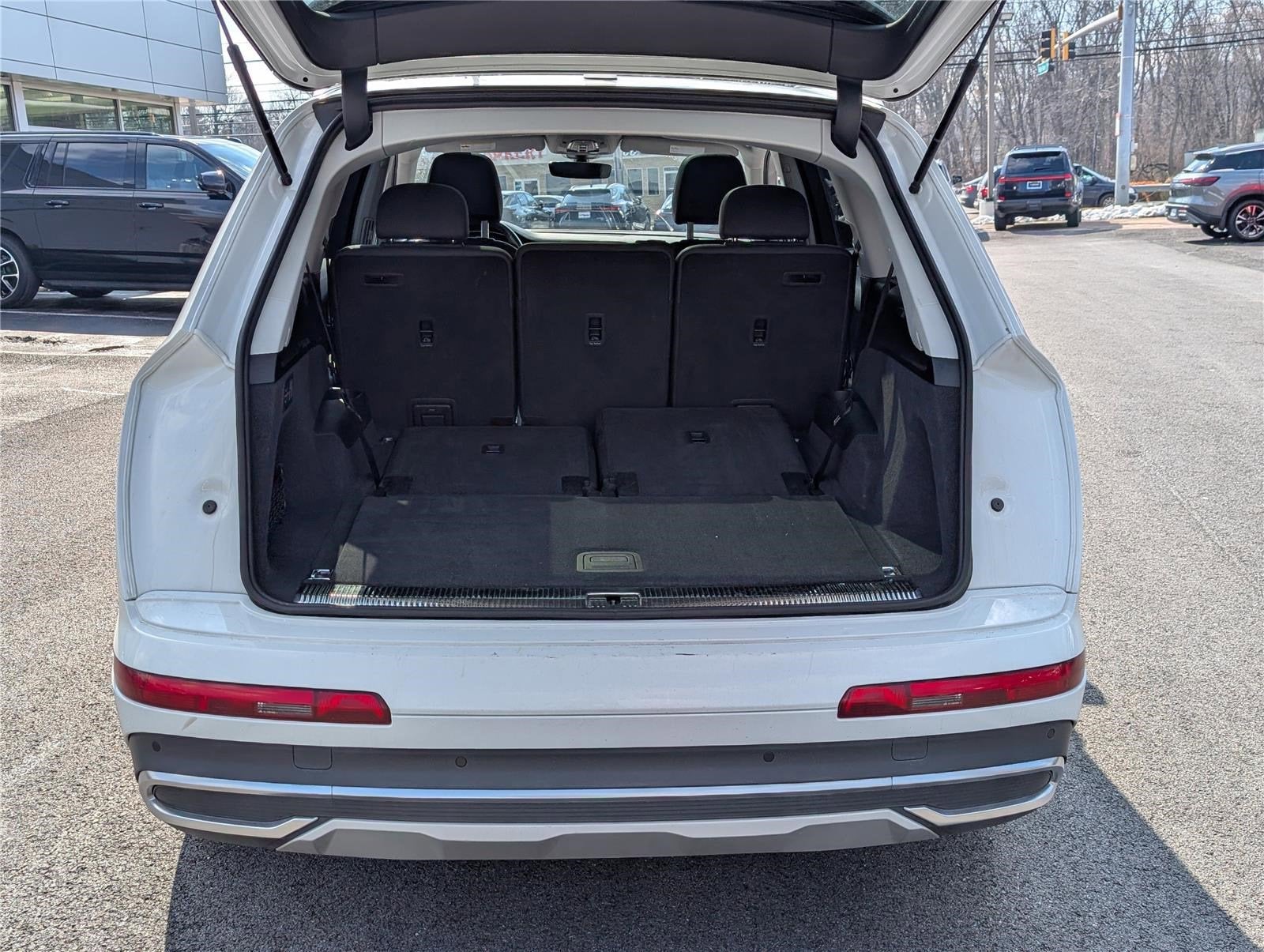 2024 Audi Q7 Premium Plus