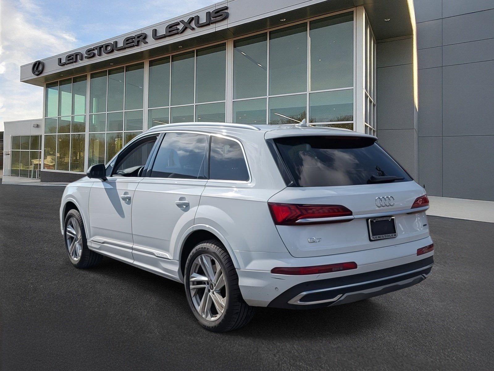 2024 Audi Q7 Premium Plus
