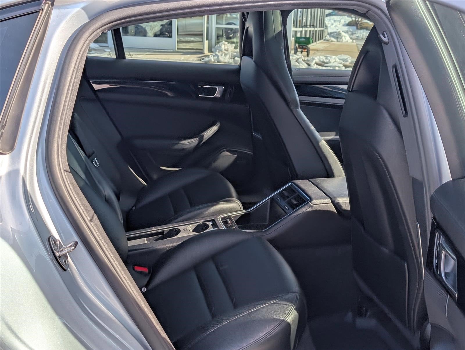 2018 Porsche Panamera 4S