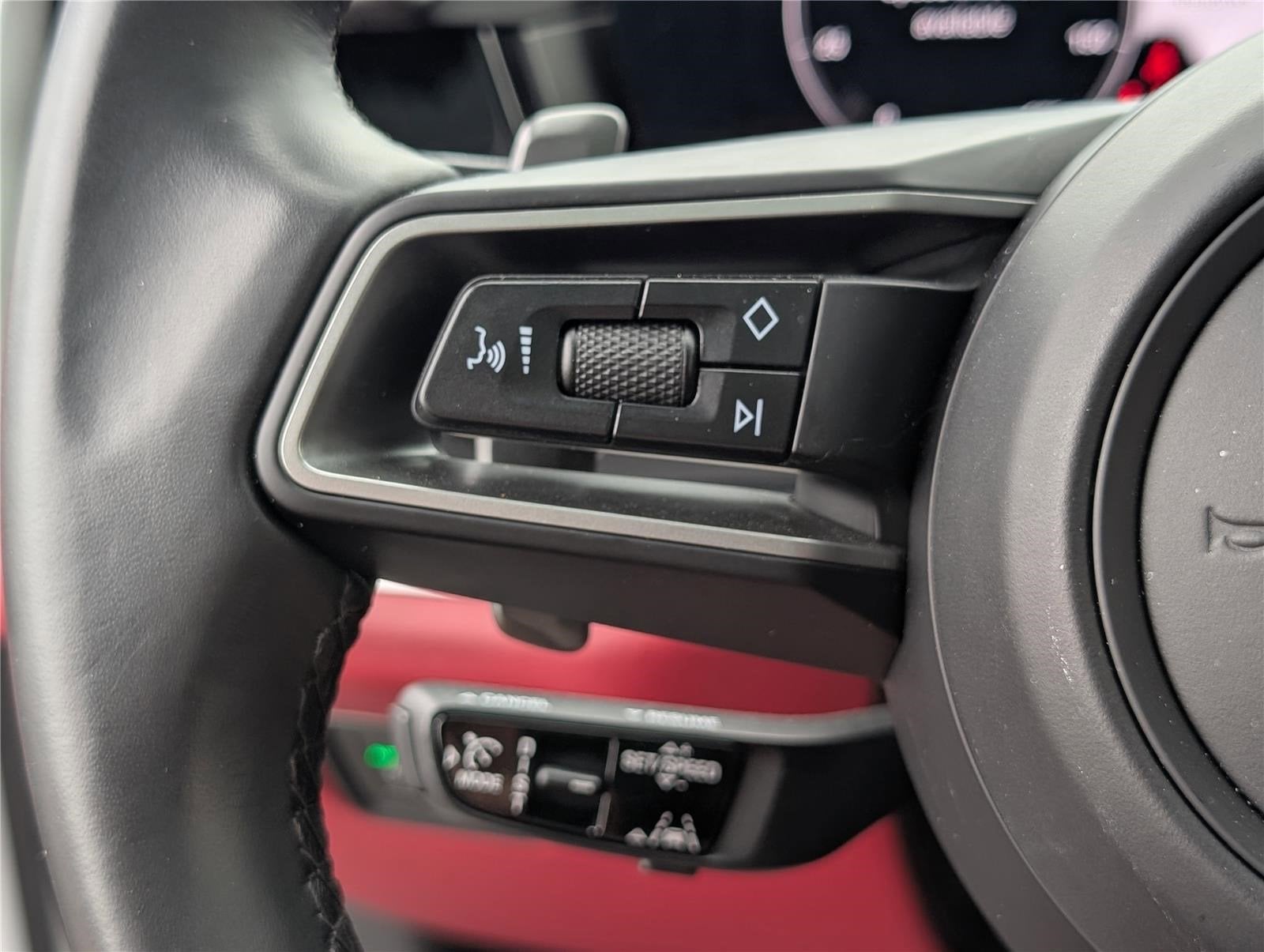 2024 Porsche Cayenne Coupe AWD