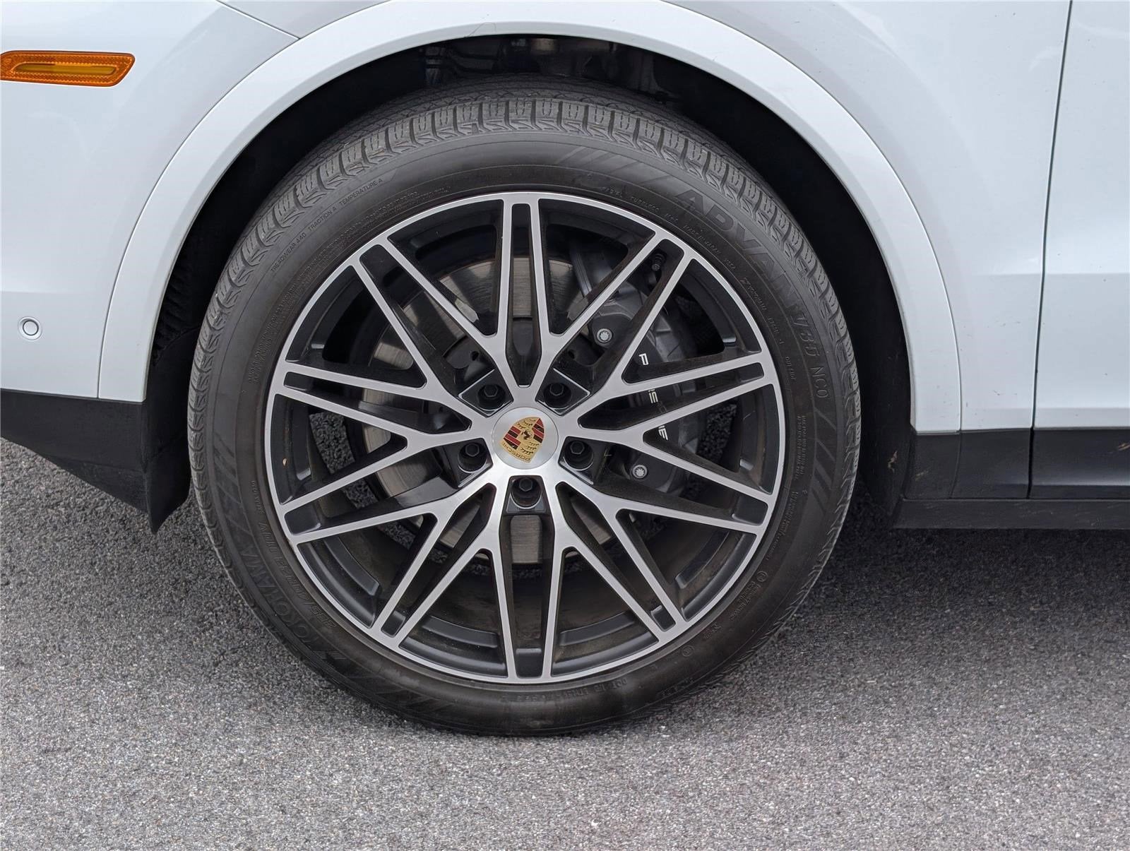 2024 Porsche Cayenne Coupe AWD