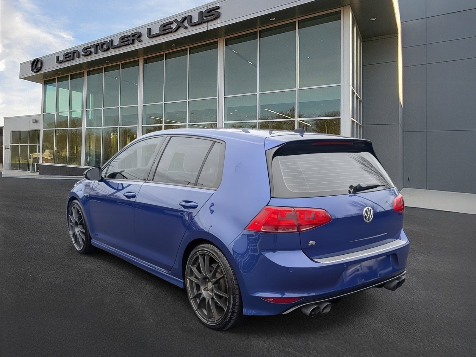 2016 Volkswagen Golf R Base