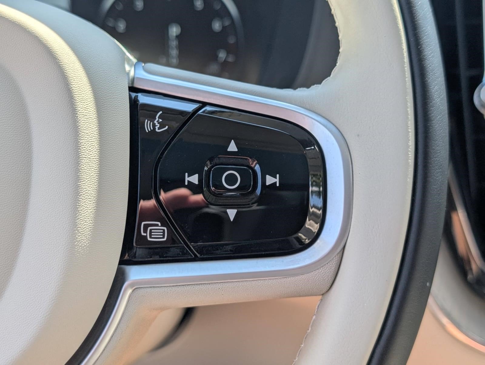2020 Volvo XC60 Inscription