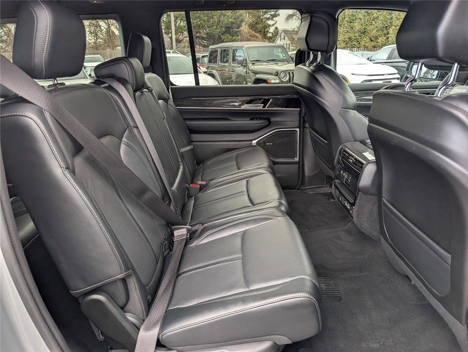 2022 Jeep Wagoneer Series II