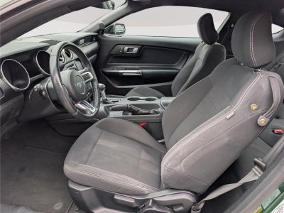 2022 Ford Mustang EcoBoost