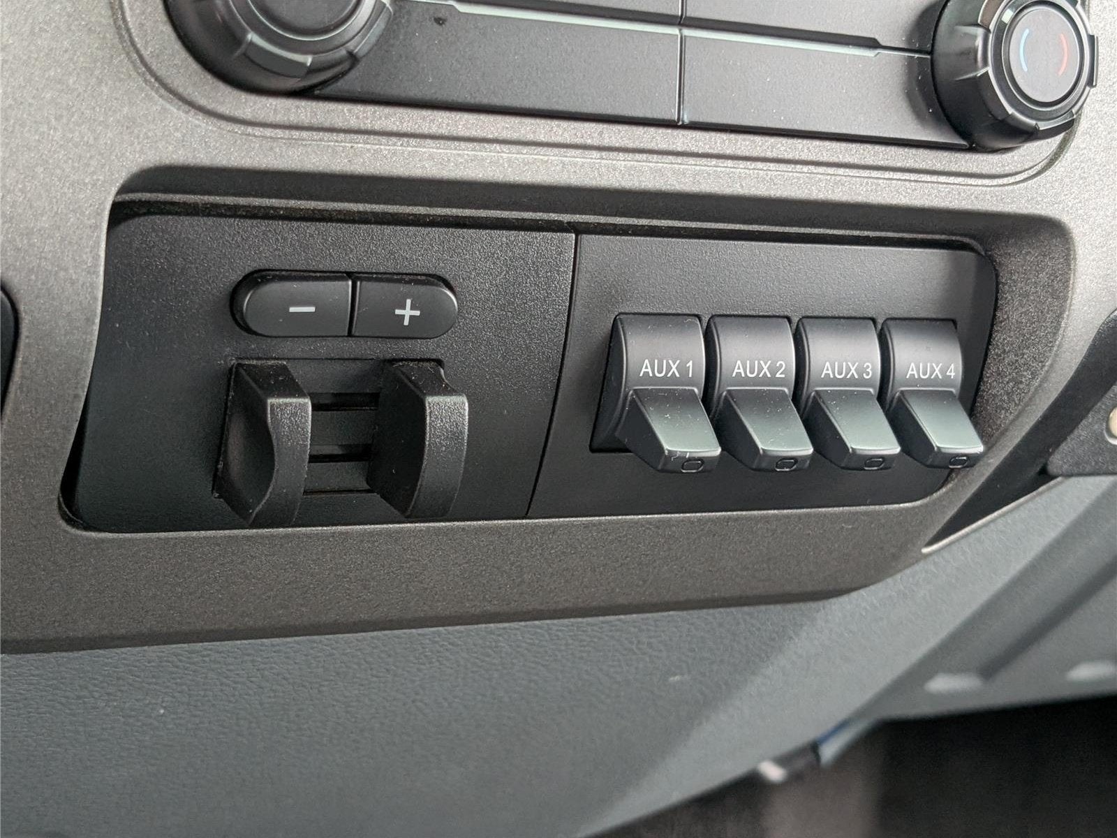 2011 Ford Super Duty F-250 SRW XL