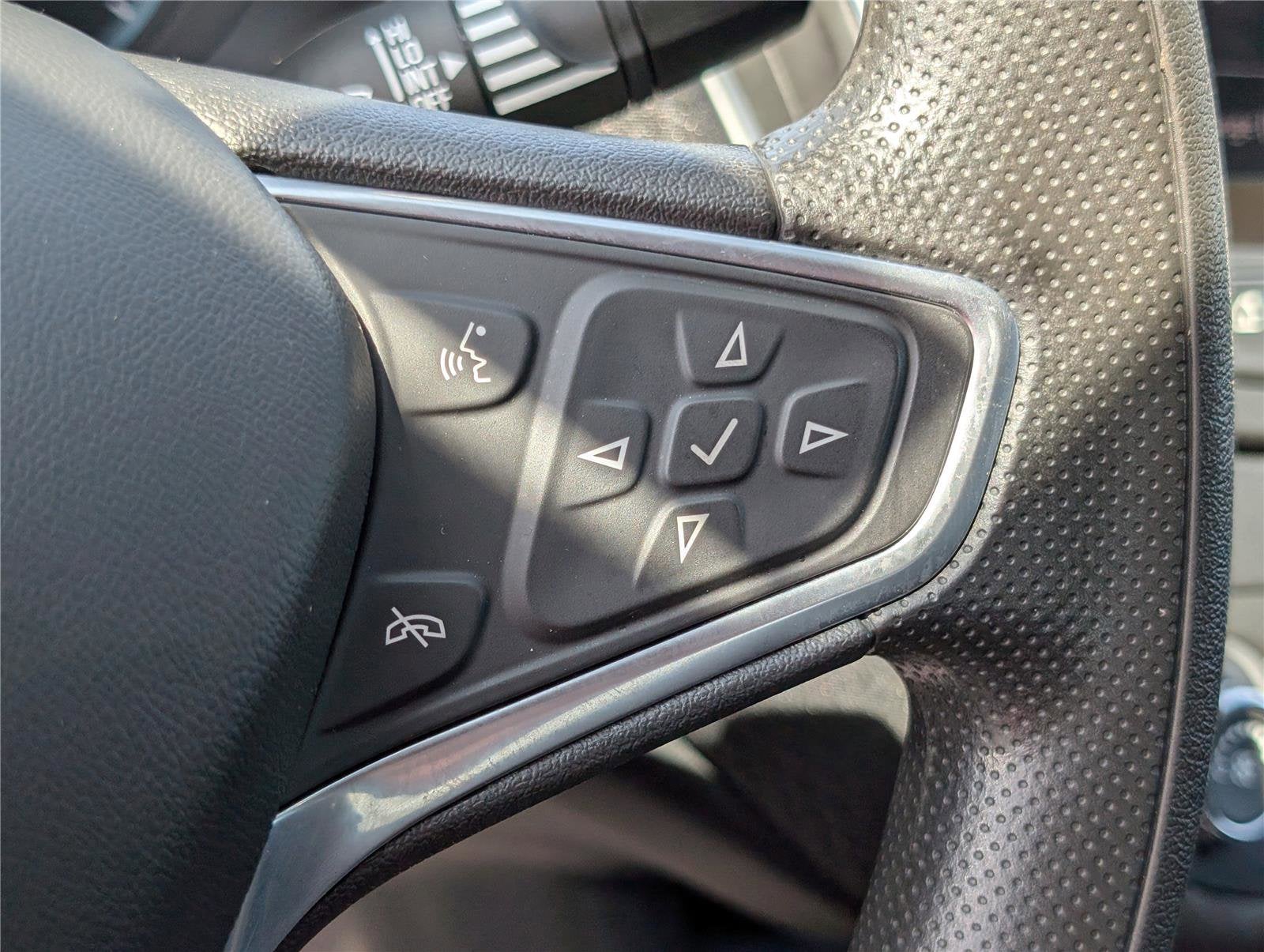 2022 Chevrolet Malibu LS