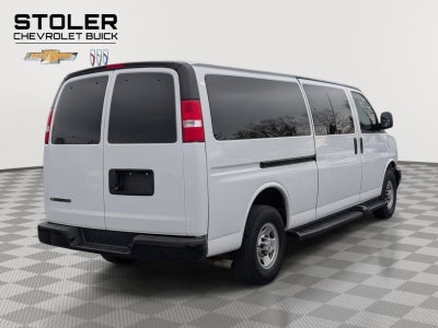 2023 Chevrolet Express Passenger 3500 1LS