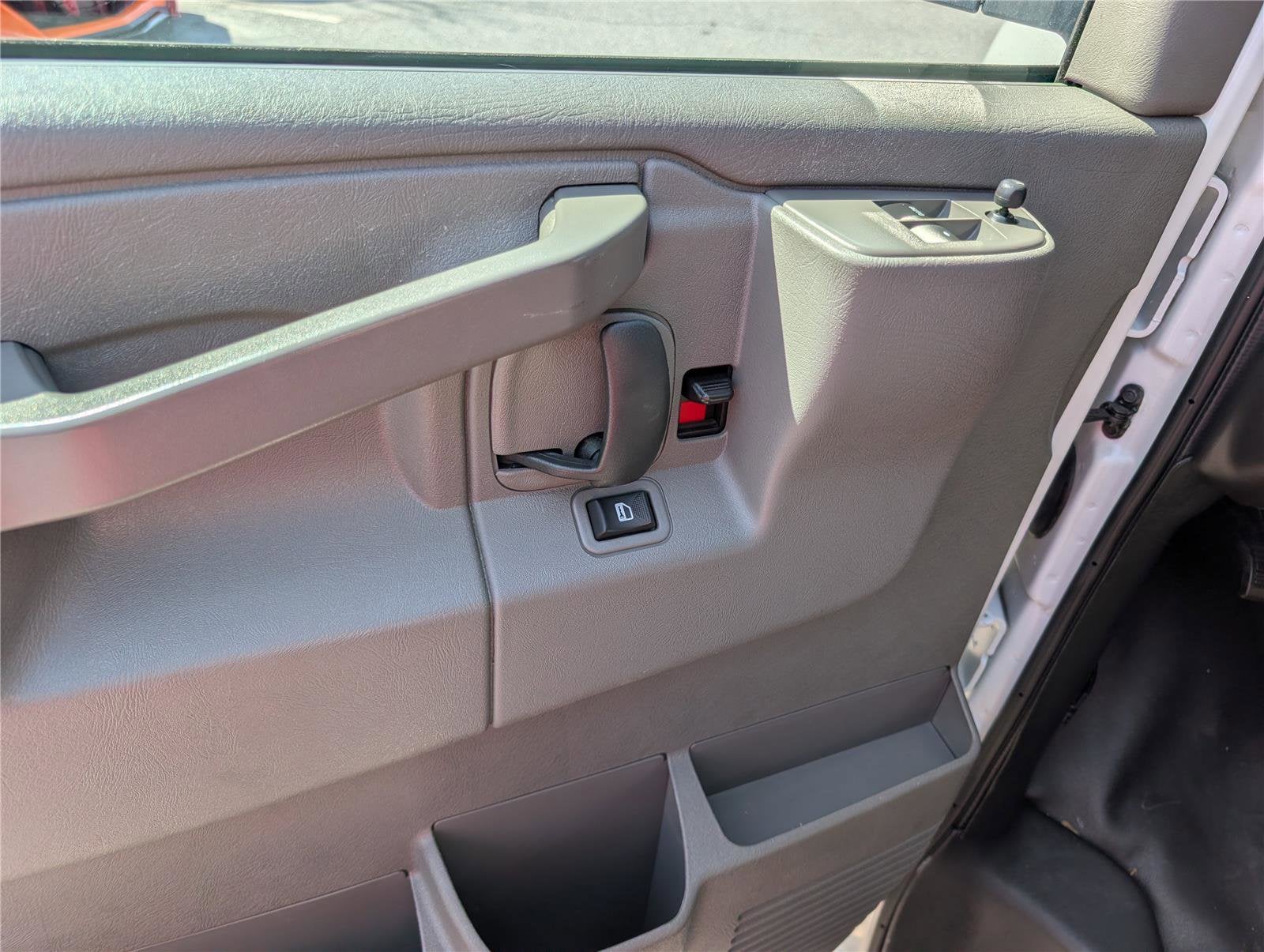 2023 Chevrolet Express Cargo 2500 WT