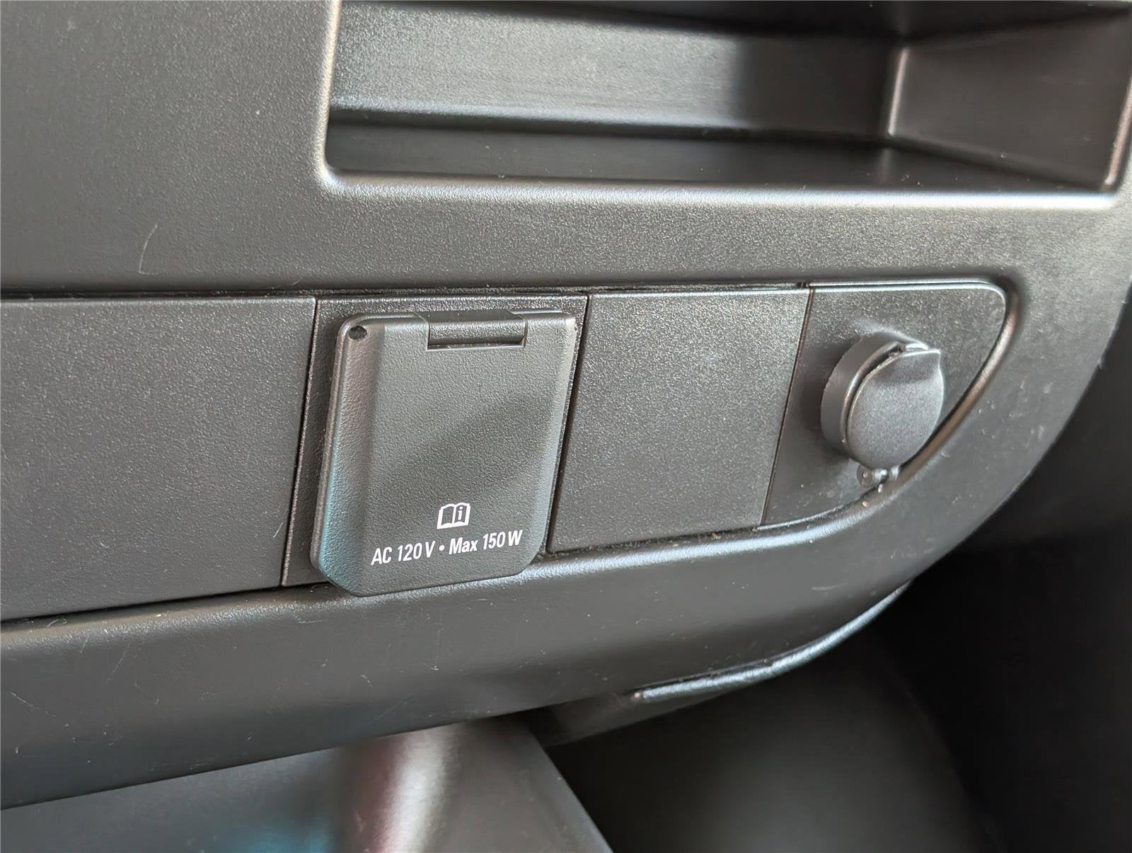 2023 Chevrolet Express Cargo 2500 WT