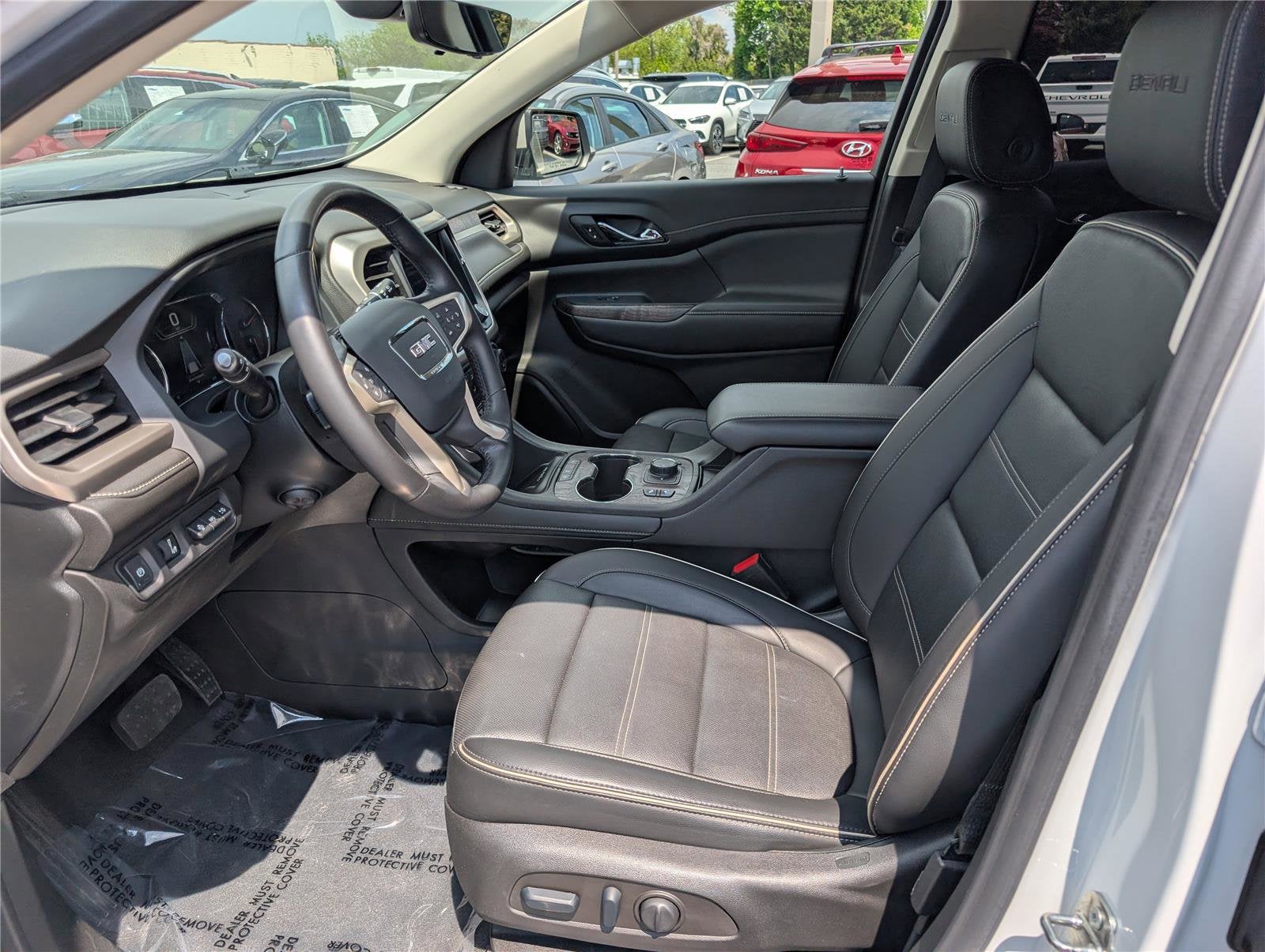 2022 GMC Acadia Denali