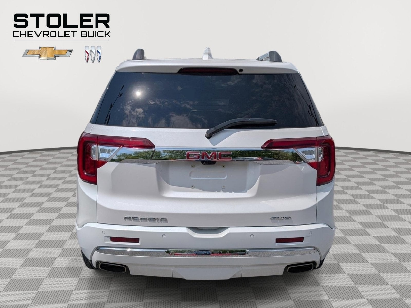 2022 GMC Acadia Denali