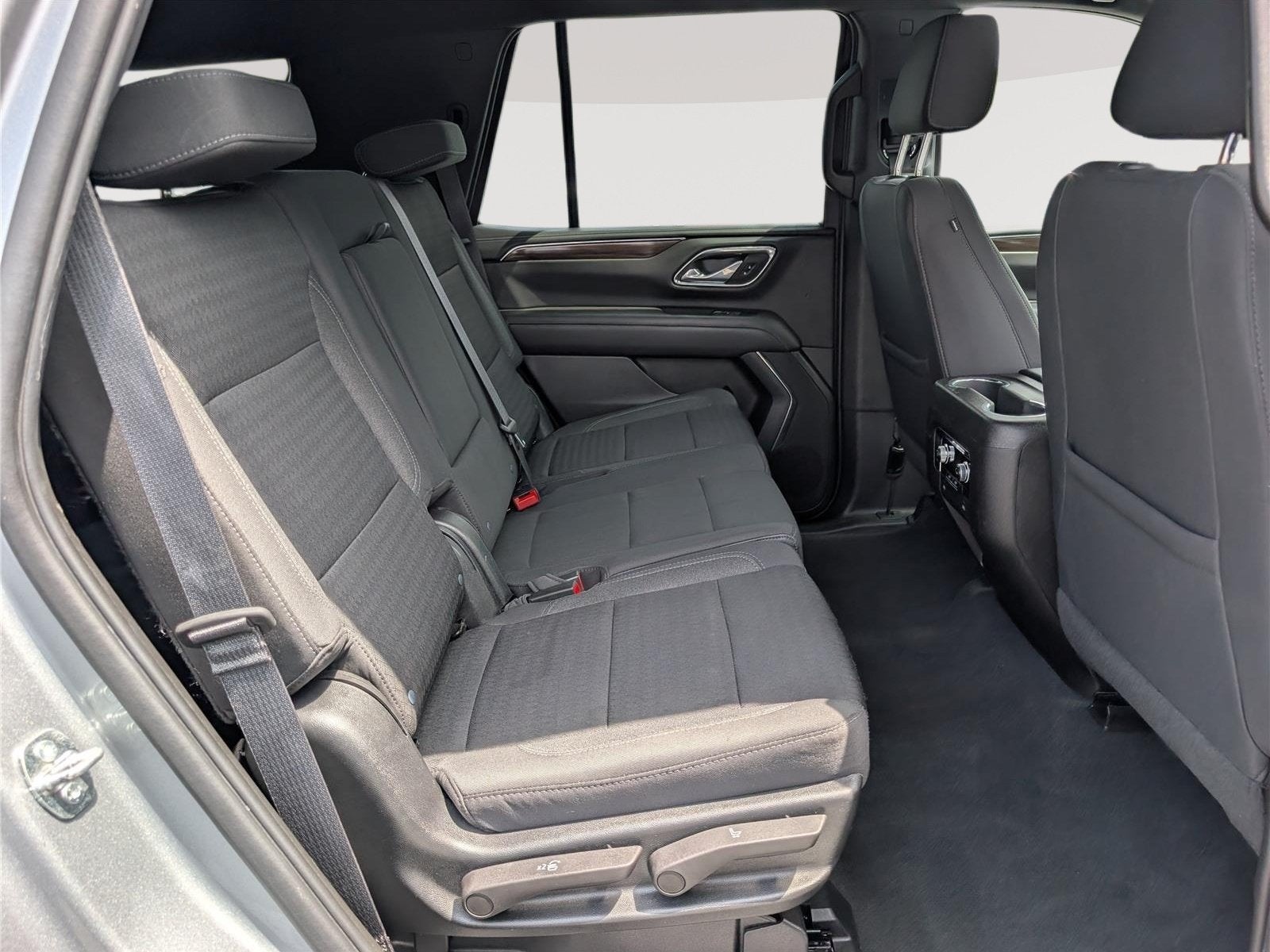 2023 GMC Yukon SLE