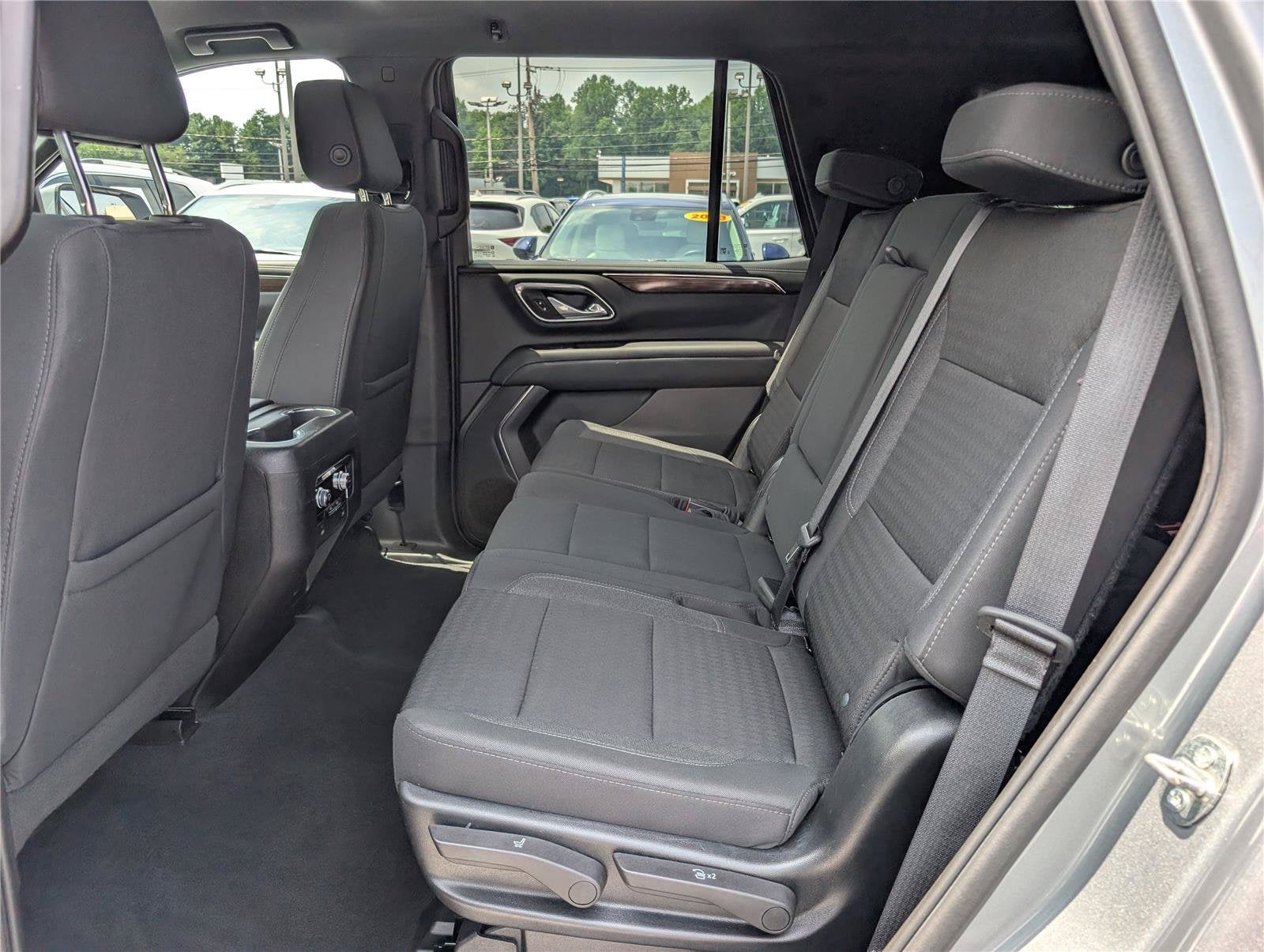 2023 GMC Yukon SLE