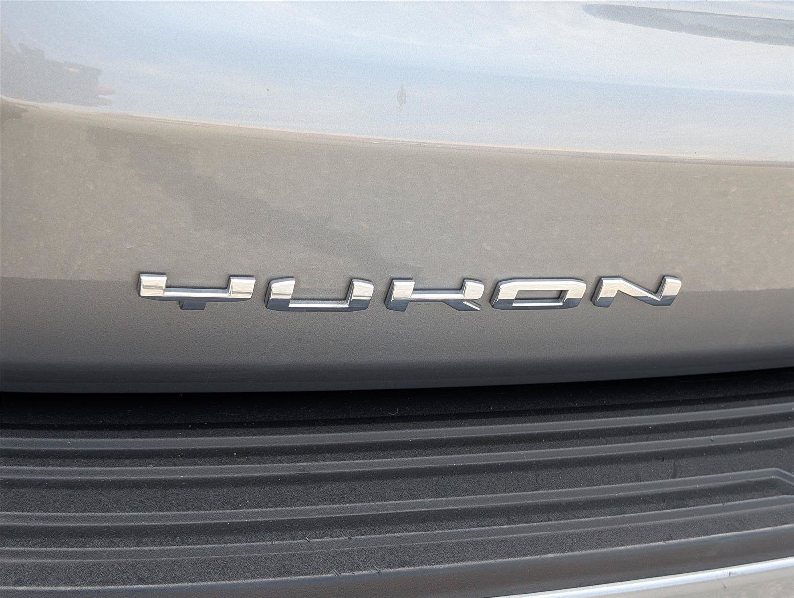 2023 GMC Yukon SLE